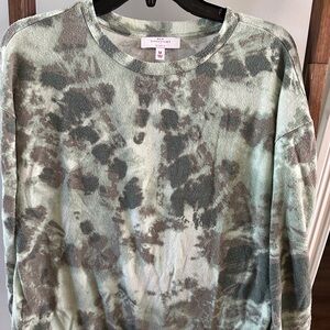 New Directions Green and Brown Tie-Dye Sweatshirt